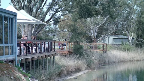 Riverside restaurant Video stock 93647173