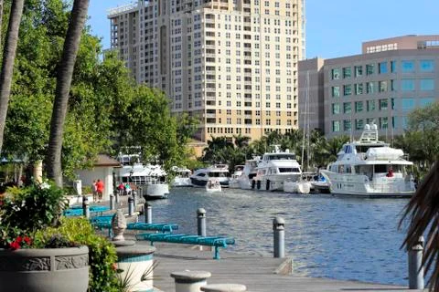 Riverwalk linear park 库存照片