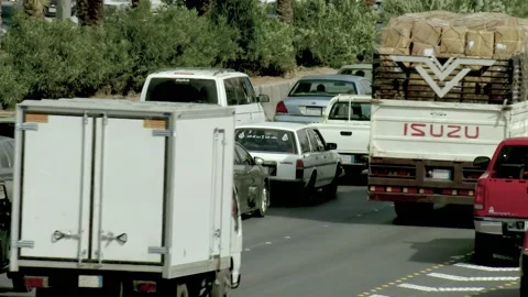 Riyadh Pickup Truck Queue 動画素材 346235910