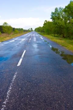 Road after rain Stock-Fotos