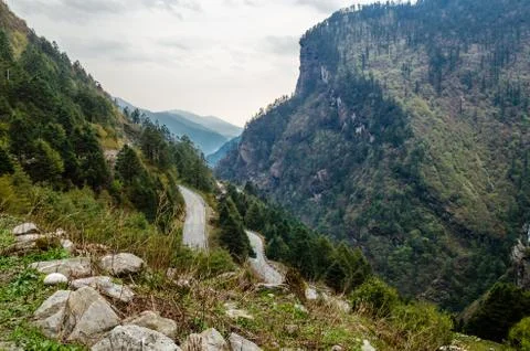 Road between the mountains in tibet Stock Photos