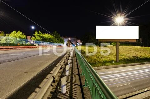 Road Bridge Mockup Modello PSD