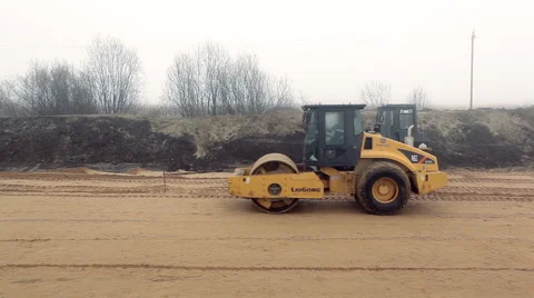 Road build road roller Stock Footage 47700386