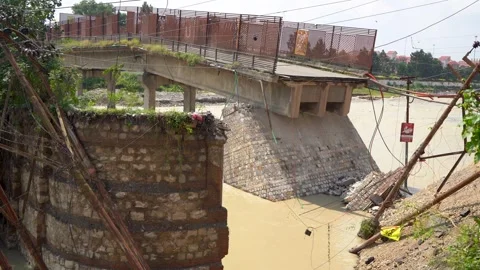 Road collapse during strong earthquake Stock Footage 321041505