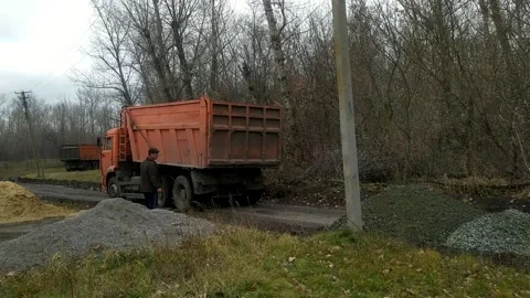 Road construction in the countryside. D Vidéo 165762796
