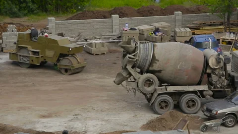 Road construction works with roller compactor machine and asphalt finisher Video stock 92126111