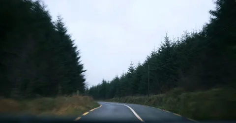 Road in Desert with mountains in background Video stock 45370862