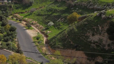 Road In A Green Canyon 스톡 동영상 102240481