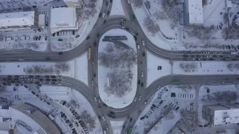 Road intersection in winter city Video stock 102096329