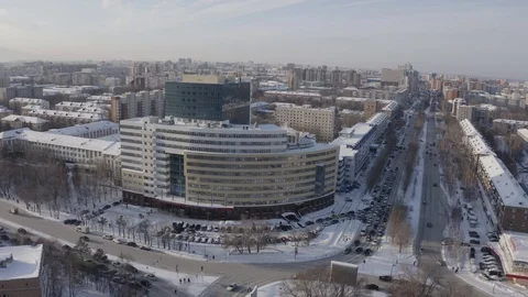 Road intersection in winter city Video stock 102100141