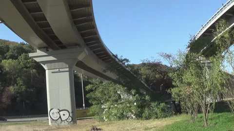 Road junction, bridge 스톡 동영상 43306362