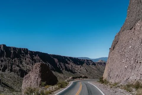 A road with a mountain in the background Foto stock