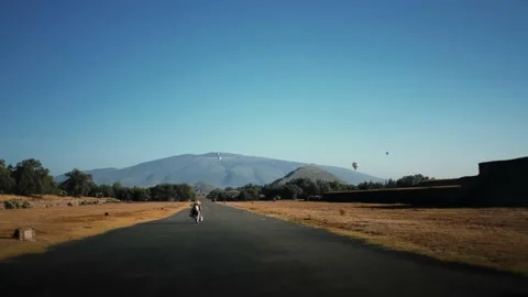 Road to the mountain, Mexico 動画素材 237193728