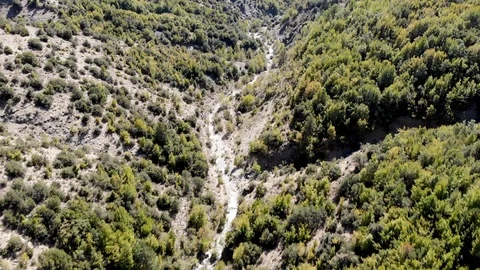 Road in mountains Video stock 106945924