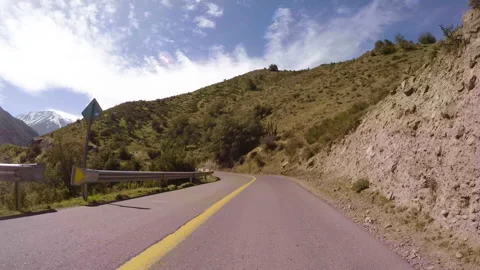 Road in the mountains Vídeo Stock 153667758