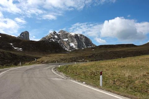 Road at the mountains Foto stock