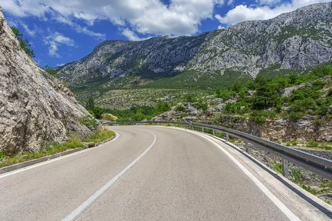 Road to the mountains. Foto stock