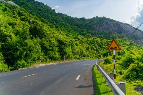 A road in the mountains. Photos