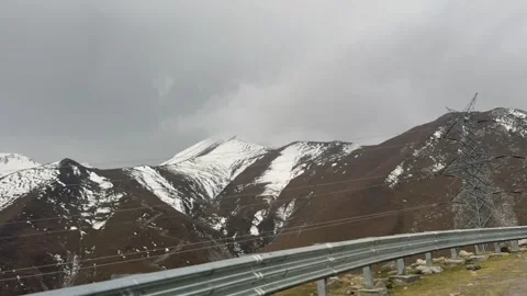 Road passing through mountains Stock-Footage 320219132