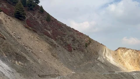Road passing through mountains Stock-Footage 320219350