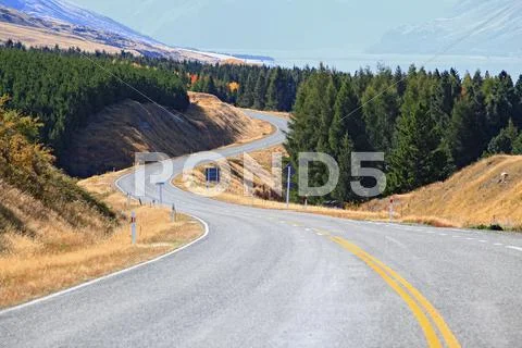 Road stretching out Stock Photos