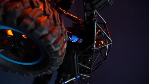 Off-road toy car 스톡 동영상 327389489