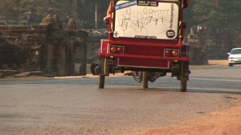 Road traffic to Angkor Stock Footage 536558
