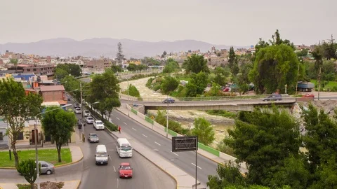 Road Traffic in Arequipa Video stock 96809203
