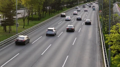 Road Traffic Vídeo Stock 107146777