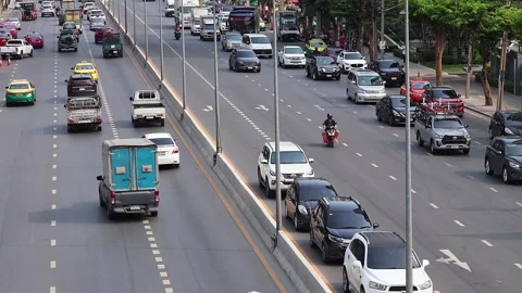 Road traffic in Thonburi district. Stock Footage 278857435
