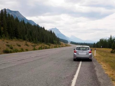 Road trip through the Mountains on a cloudy Smokey day Stock Photos