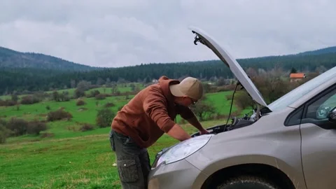 Road trip trouble. Stock Footage 247381462
