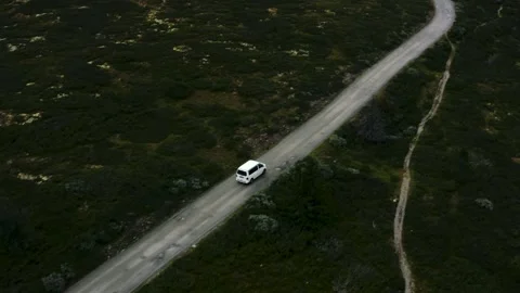 Road Trip Van Driving Through the Remote Wilderness Landscapes in Norway Vidéo 331166802