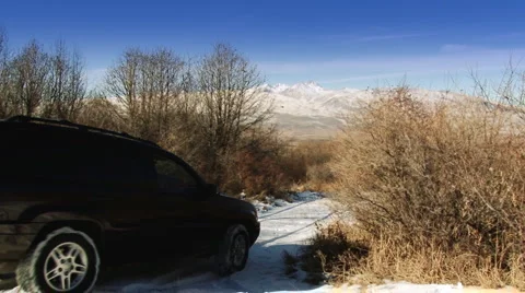 Off Road Vehicle in the Alpine Forest 库存影片 1048411