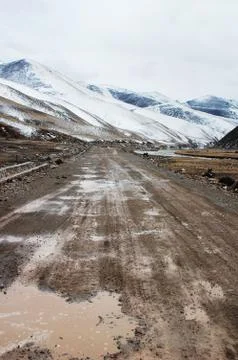 Road in winter Stock Photos