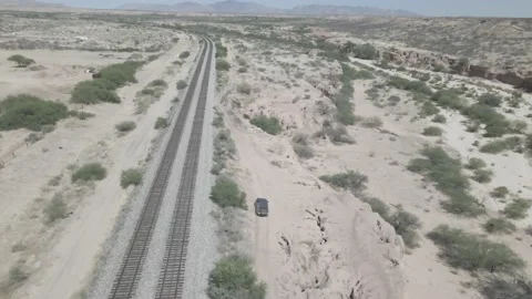 Off-Roading in the Arizona desert Stock Footage 192594365