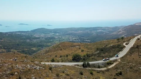 Roadtrippin Stock-Footage 129206153