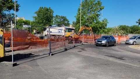 Roadworks in progress Stock-Footage 344972972