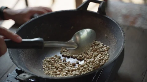 Roasted coffee bean with pan Video stock 97095397