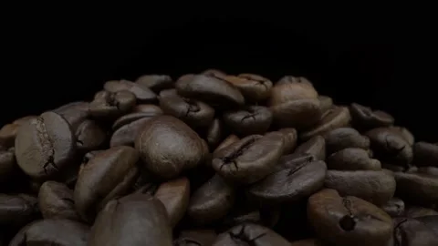 Roasted coffee beans background, close up Stockbeeldmateriaal 158085065