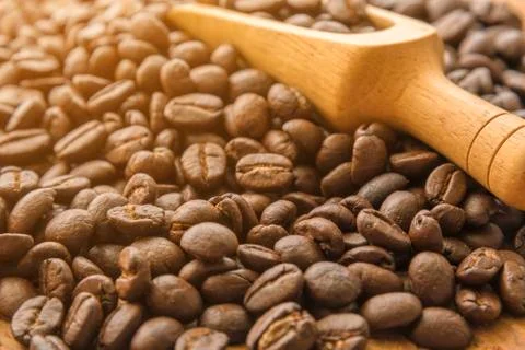 Roasted coffee beans background 库存照片
