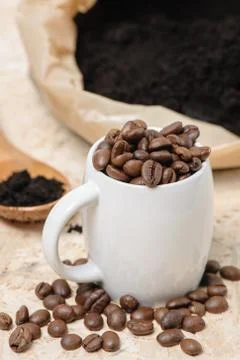 Roasted coffee beans Stockfoto's