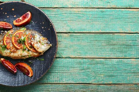 Roasted dorado fish Foto stock