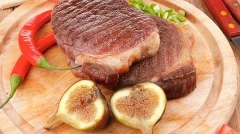 Roasted lamb stea Vídeos de archivo 57512440