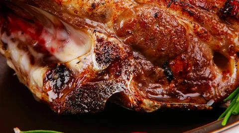 Roasted ribs on plate Vídeos de archivo 30769729