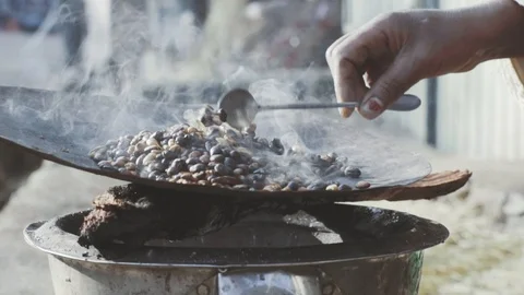 Roasting Coffee Ethiopia 스톡 동영상 90320765