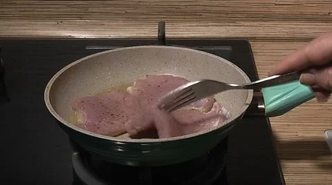 Roasting Fresh Meat Vídeos de archivo 61717207