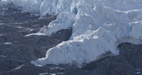 Rob Roy Glacier on mountainside in New Zealand Stock Footage 119552337