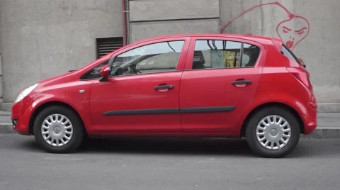 Robber jumps into the car Stock Footage 43321760