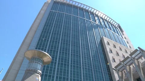 Robert T Matsui Courthouse - Pan Down - Sacramento, CA USA - 25 June 2018 Stock Footage 92088832